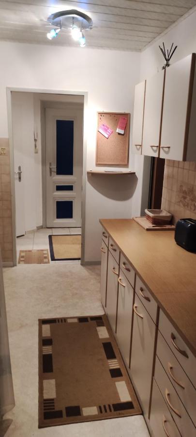 2-Room Appartment Near Westbahnhof ウィーン エクステリア 写真