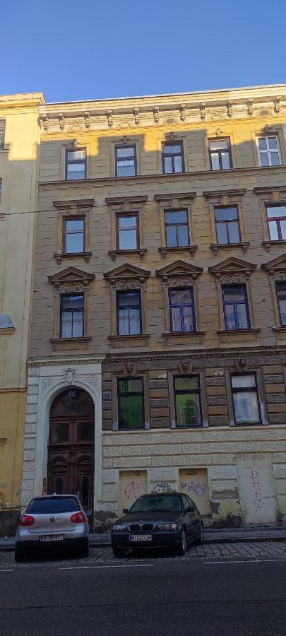 2-Room Appartment Near Westbahnhof ウィーン エクステリア 写真